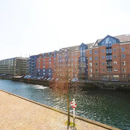 Apartment Bright, Spacious And Trendy In Cph